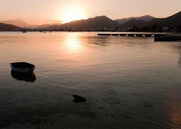 Апартаменти Near The Pine Walk Польєнса