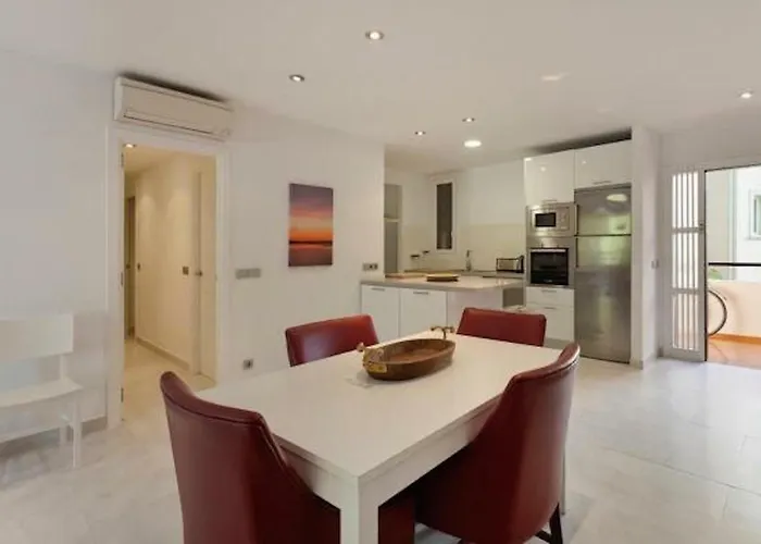 Near The Pine Walk Apartment