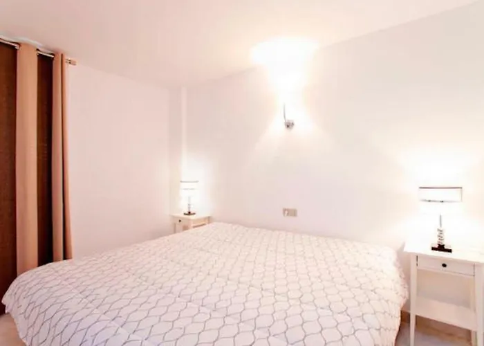 Near The Pine Walk Apartment *