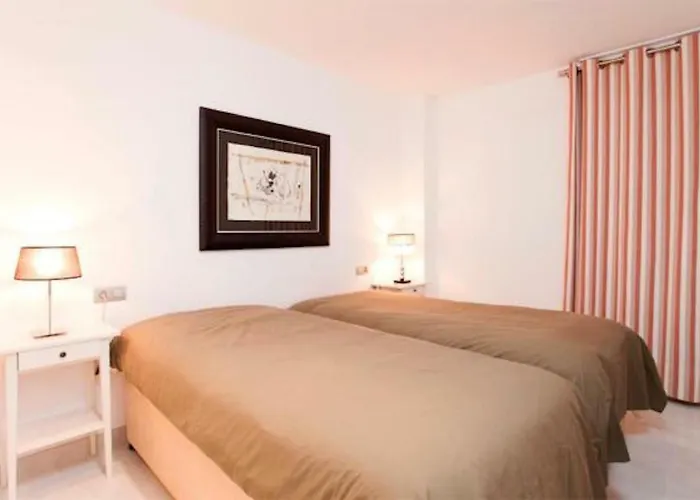 Near The Pine Walk Apartment *